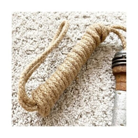 Vintage Wooden Skipping Jump Rope Northrup Blackburn Metal Caps Decor Retro Gym - Picture 3 of 9
